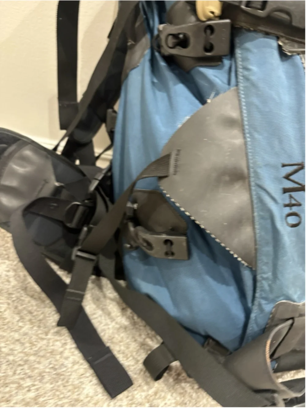 Arc’teryx M40 40L Hiking Mountaineering Backpack Outdoor Travel Pack
